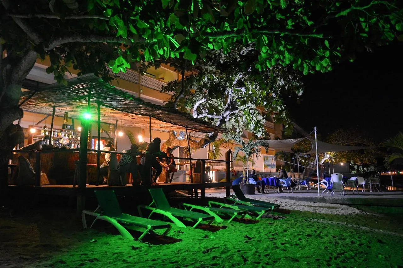 ****  Sand And Tan Beach Hotel Ocho Rios Jamaica