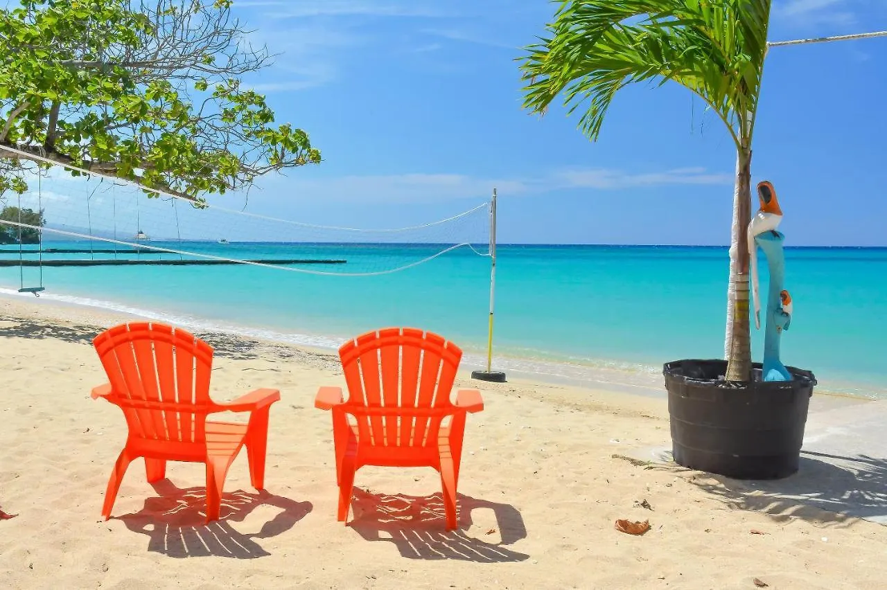 Sand And Tan Beach Hotel Ocho Rios 4*,  Jamaica